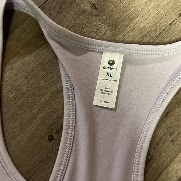 90 degrees half tanktop super lightweight - Picture 3 of 6